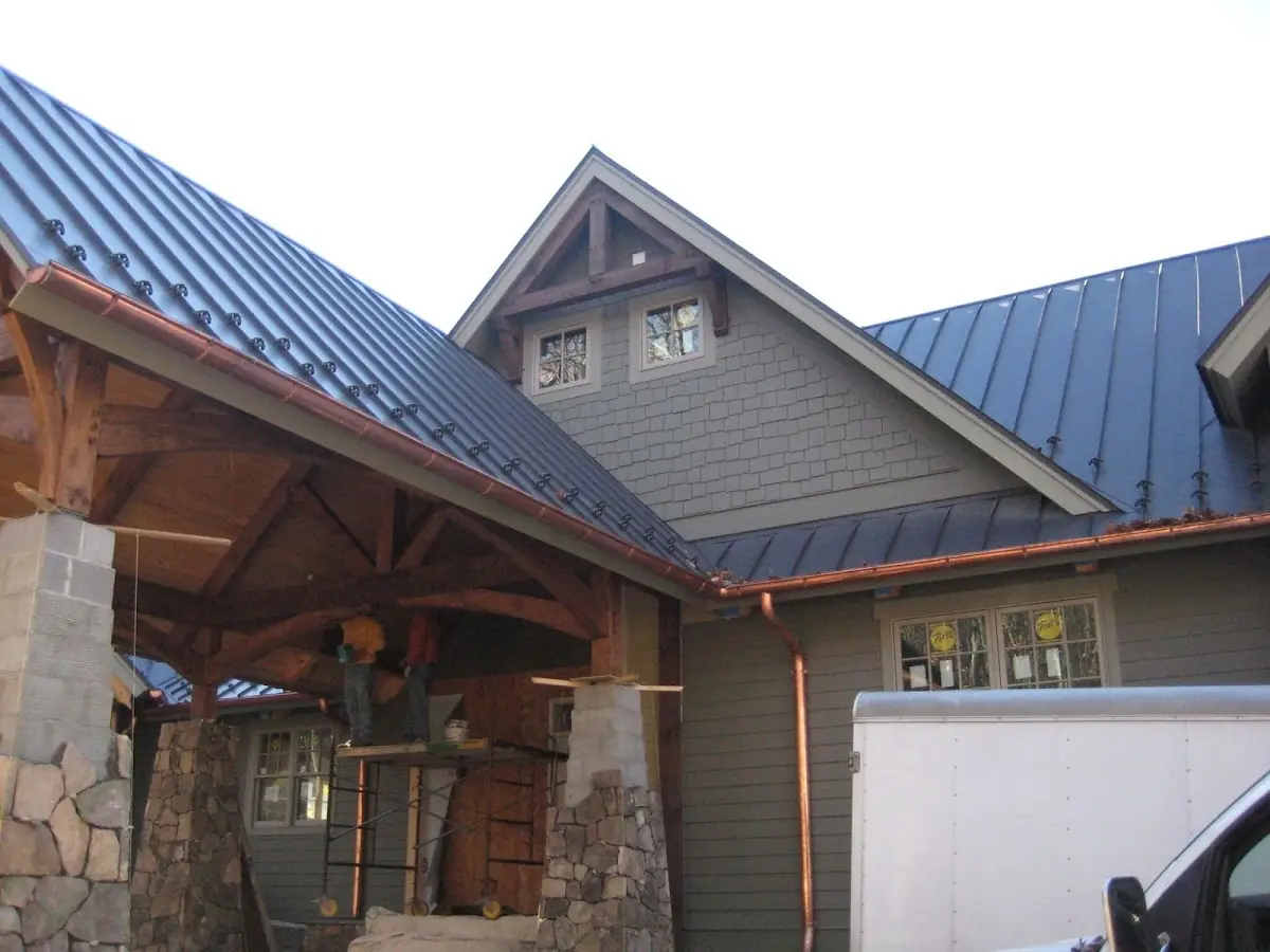 Craftsman Roofing team delivering quality roofing work in Benton